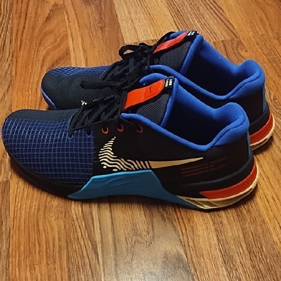 Nike Black and Blue Athletic Training Shoes - Picture 2 of 2